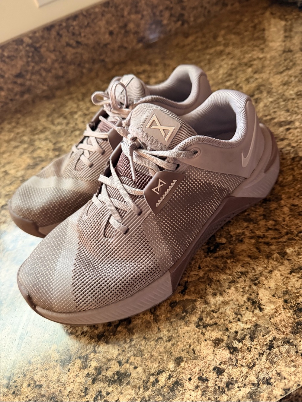 7.5 Nike Women’s Metcon 10 - Mauve
